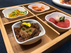 -荷风细雨·中国茶宴(碧云店)