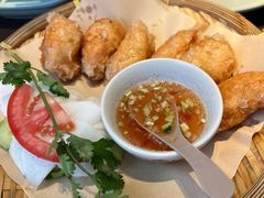 -大头虾越式风味餐厅(光明广场店)