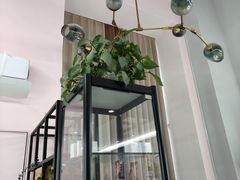 -ME觅妆·定制美妆·彩妆私教(菱角湖店)