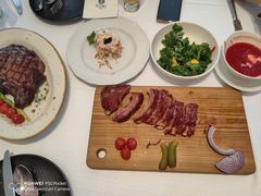 -马克西姆俄罗斯餐厅(通亚街店)