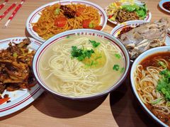 -老王四季抻面(南六东路店)
