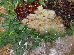 -云阿蛮云南生烫牛肉米线(奉贤路店)