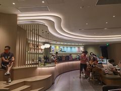 大堂-星巴克臻选(上海陆家嘴中心店)