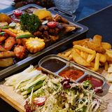 烤肉盛宴，就在又见马甲德国西餐厅!