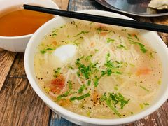-努拉洪鸡蛋面馆