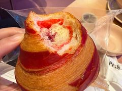 -VERIE BAKEHOUSE