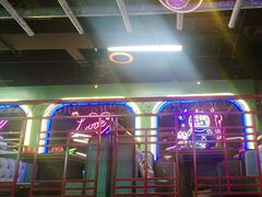 -路边边地标烧烤·川菜·小龙虾·音乐酒馆(良乡长虹店)