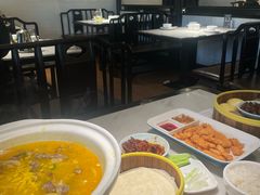 -小菜园新徽菜(镇江丹阳吾悦店)