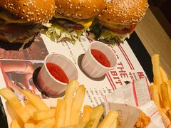 -The Habit Burger Grill 哈比特汉堡(复兴soho店)