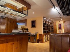 -黑青稞庄园·新式藏餐·牦牛肉汤锅(新都桥店)