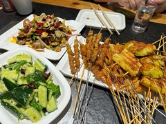 -卞二小串·鹤岗烧烤·坑烤(永定路店)