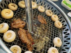 -草家酱蟹炭火烤肉店(珲春南路一店)