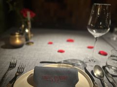 -弦月窗LUNETTE BY AMANDA(复兴路店)