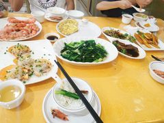 -鹏城人家海鲜酒家·23年老字号(较场尾店)