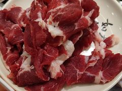 -嘎琉鲜切牛肉自助火锅