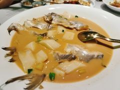 家烧白扁中鲳鱼-甬府小鲜(万象城店)