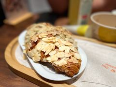 杏仁可颂-Luneurs(幸福里店)