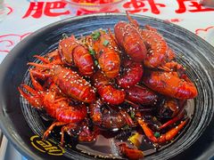-肥肥虾庄·金牌油焖大虾(汉口城市广场店)
