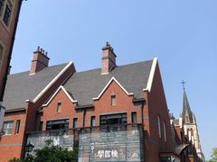 -钟书阁(松江泰晤士小镇店)