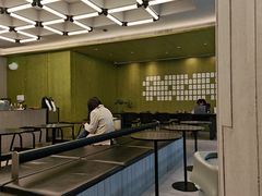 -M Stand(南京紫峰大厦店)