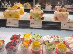 -花花卷卷·鲜食蛋糕(泉屋店)