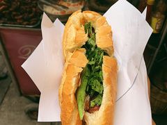 -Bánh Mì Huynh Hoa