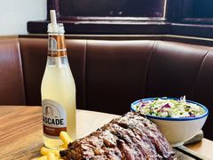 -Ribs & Burgers The Rocks