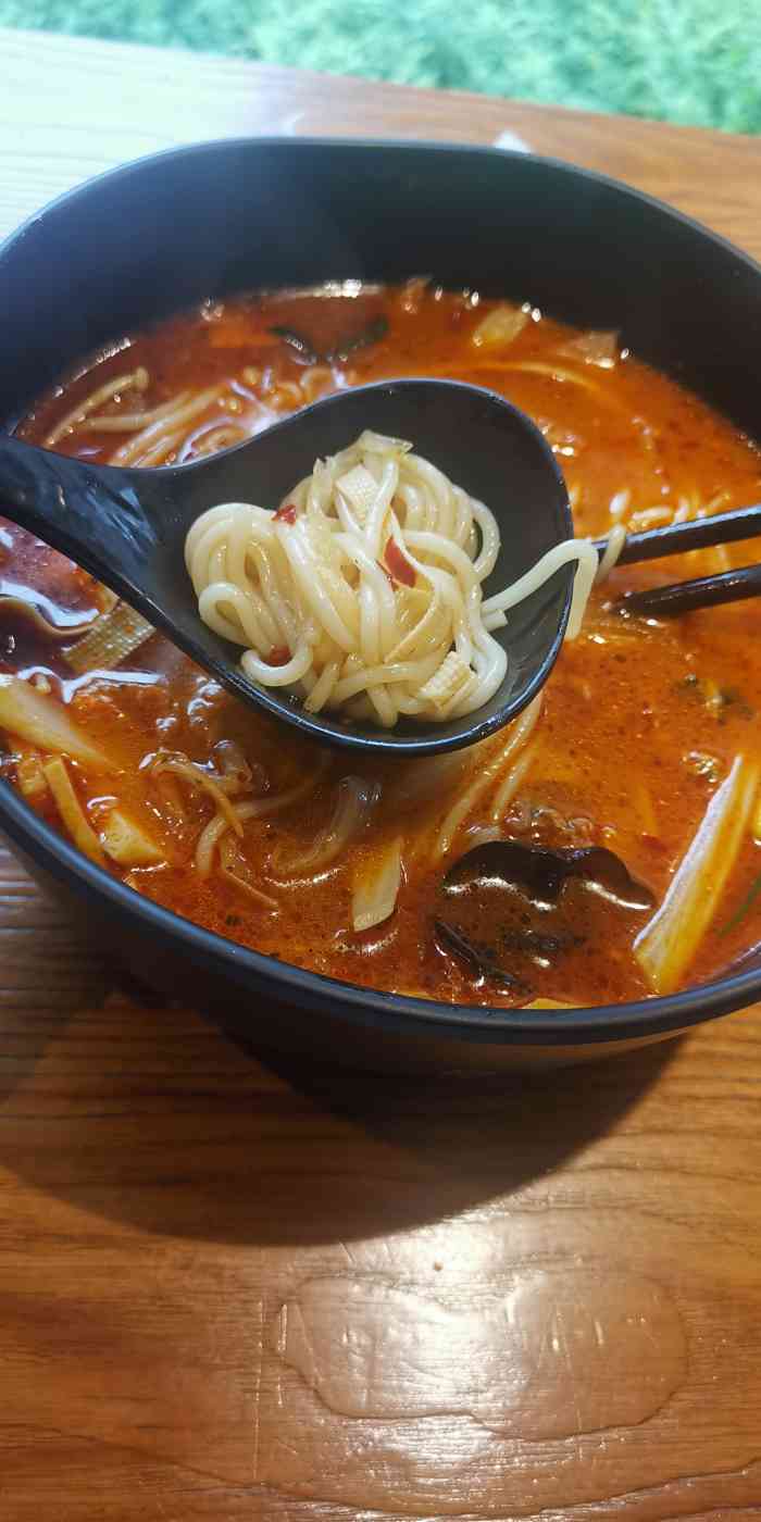 三郎小锅米线-"总体还是挺不错的,我个人觉得他们家性价比.