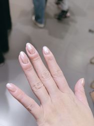 -进巍美甲美睫
