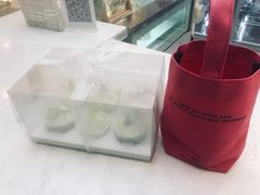 -山与蓝·轻糖鲜果蛋糕(勒泰店)