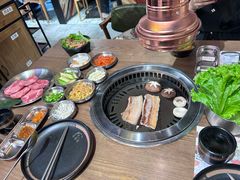 -香猪坊韩国烤肉专属门店(魏公村店)