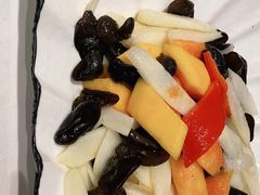 -尚一汤 广东炖汤(金桥国际店)