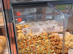 -顶东面包花园·生日蛋糕(香榭丽店)