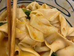 -陇上秦轩西安biangbiang面(朝龙汇店)