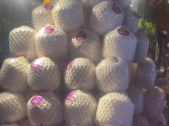 -雍容荟帝王蟹活龙虾展台自助(IFS黑金店)