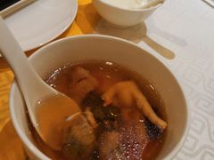 -顺峰海鲜酒楼(省府店)