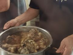 -周震馄饨