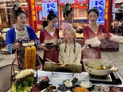 -刘姐啤酒鱼民族演艺餐厅(西街总店)