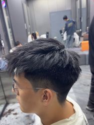 -米可造型烫发染发