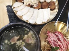 -臻牛烤肉