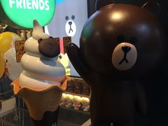 -LINE FRIENDS Garosu-gil Flagship Store