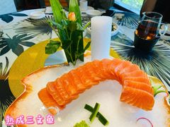 -快乐海鲜酒楼(滇池路店)