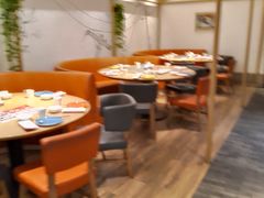 -渝信川菜 · 川味家常菜(财富购物中心店)