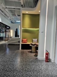 -尚羽华东接发美发店