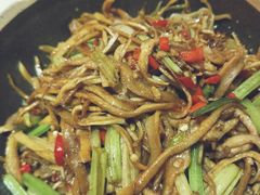 -毛家饭店(今洲广场店)