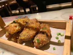 蛋黄鸡翅-弄堂里(西溪龙湖天街店)