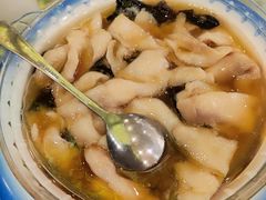 -王朝大酒店徐汇店-地面停车场