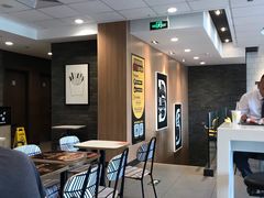 -麦当劳(杨林得来速店)