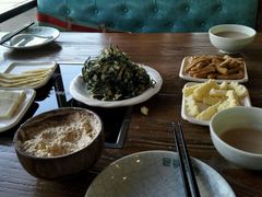 沙葱-蒙亨·手把肉·蒙古包文化主题餐厅(天恒广场店)