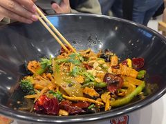 -醉人椒麻辣香锅(王府井喜悦店)